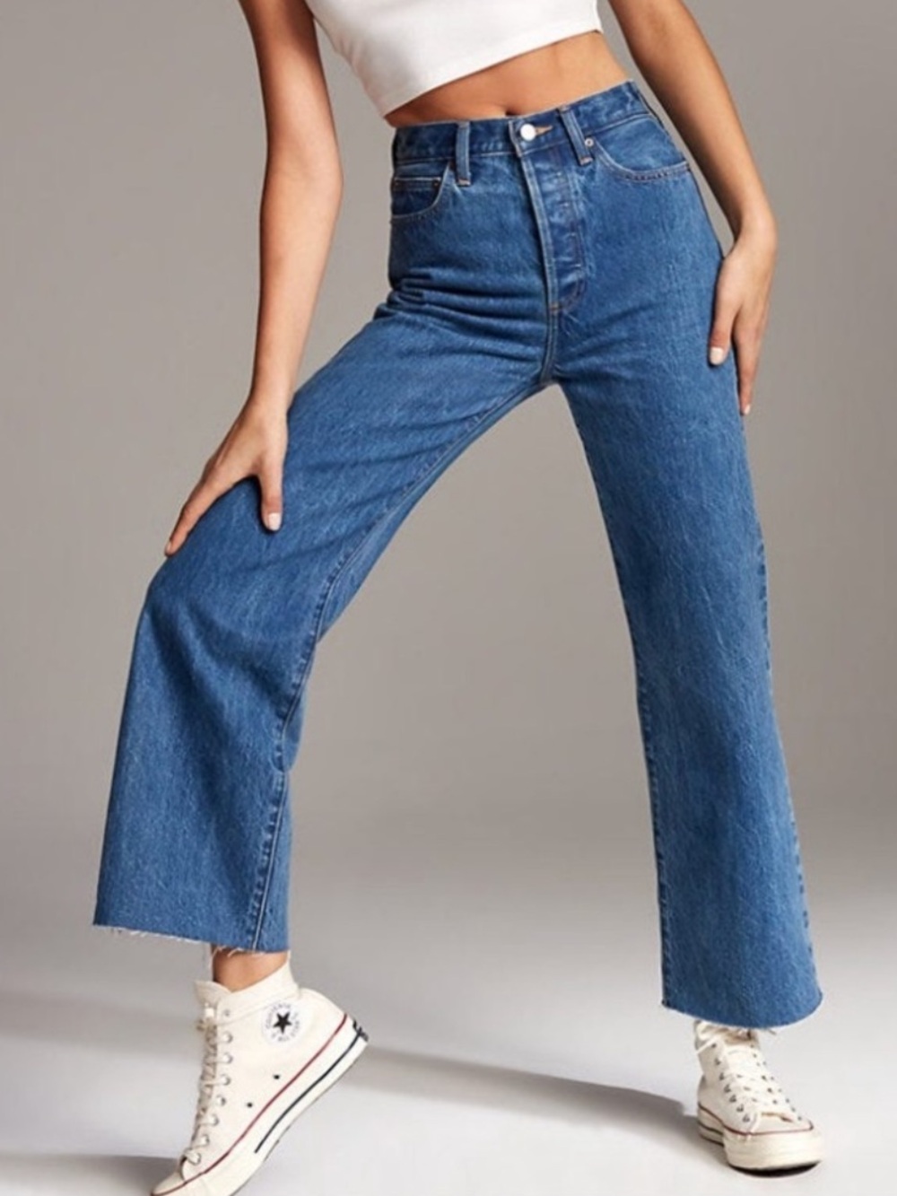 Aritzia Denim Forum The Farrah Hi-Rise Wide Cropped Jeans Size 28